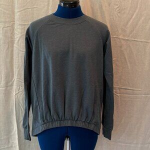 Zella Pullover with scrunched and elevated front - Size XS